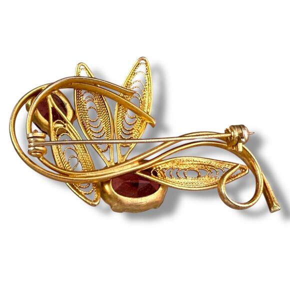 Vintage  Goldtone Filigree Amethyst  Pin Brooch Unmarked - Picture 3 of 5